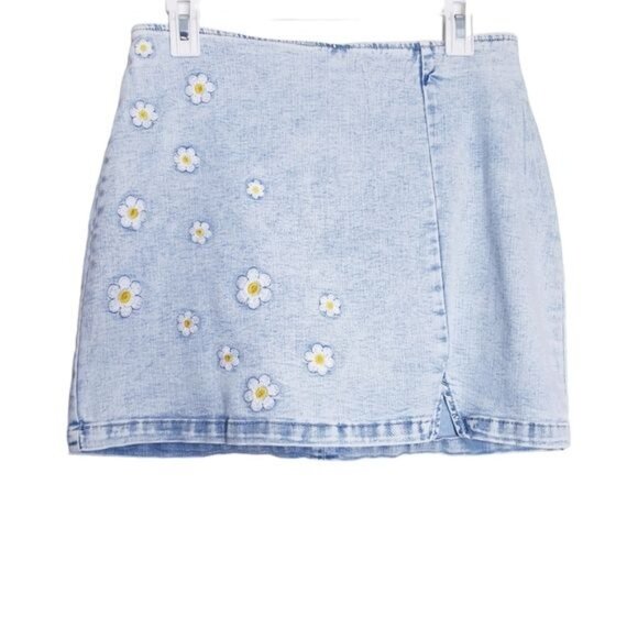 Wild Fable Daisy Floral Embroidered Denim Mini Jean Skirt Women's Size 12 - Picture 9 of 9